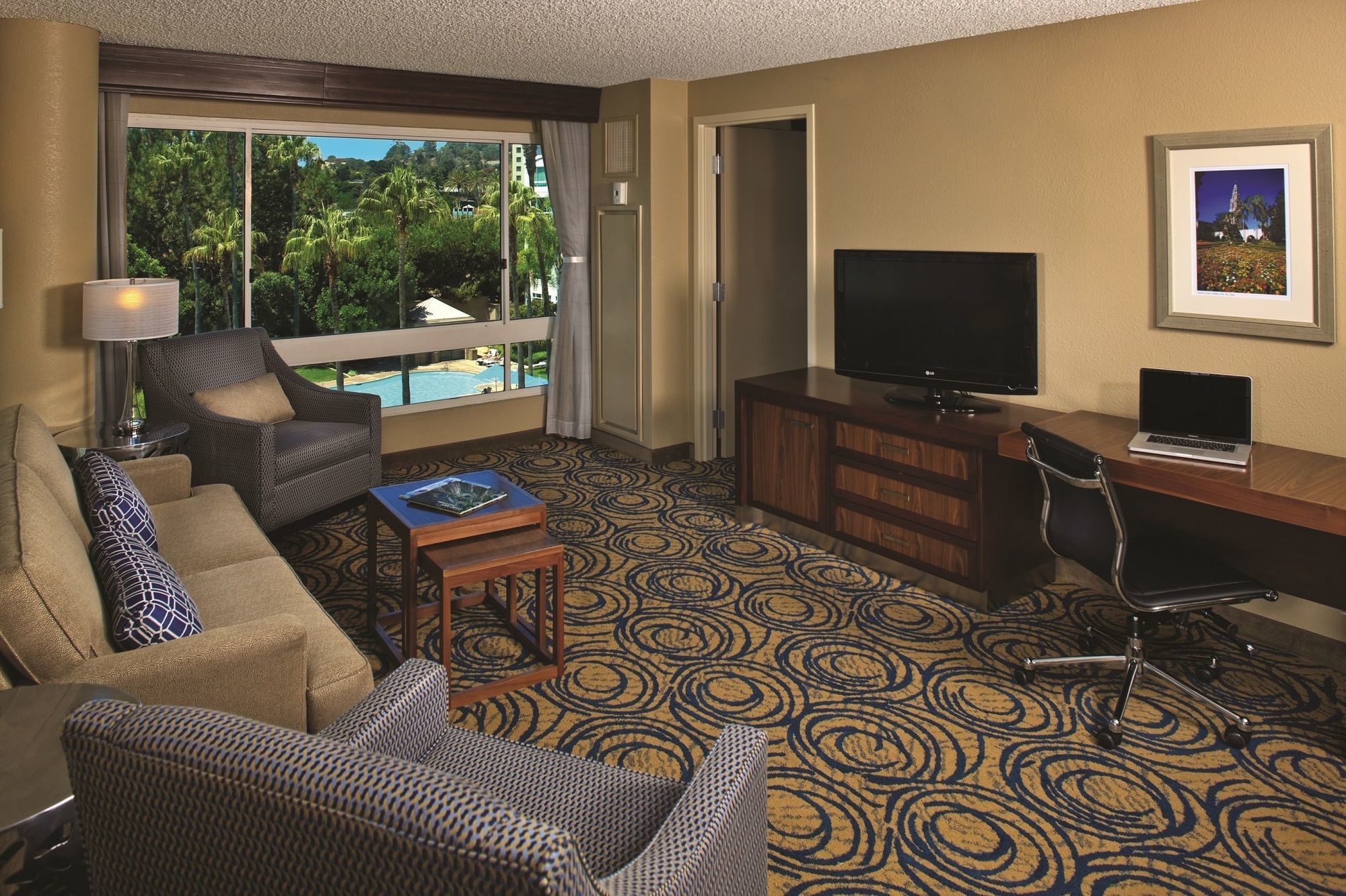 Hotel Doubletree By Hilton Del Mar 3*