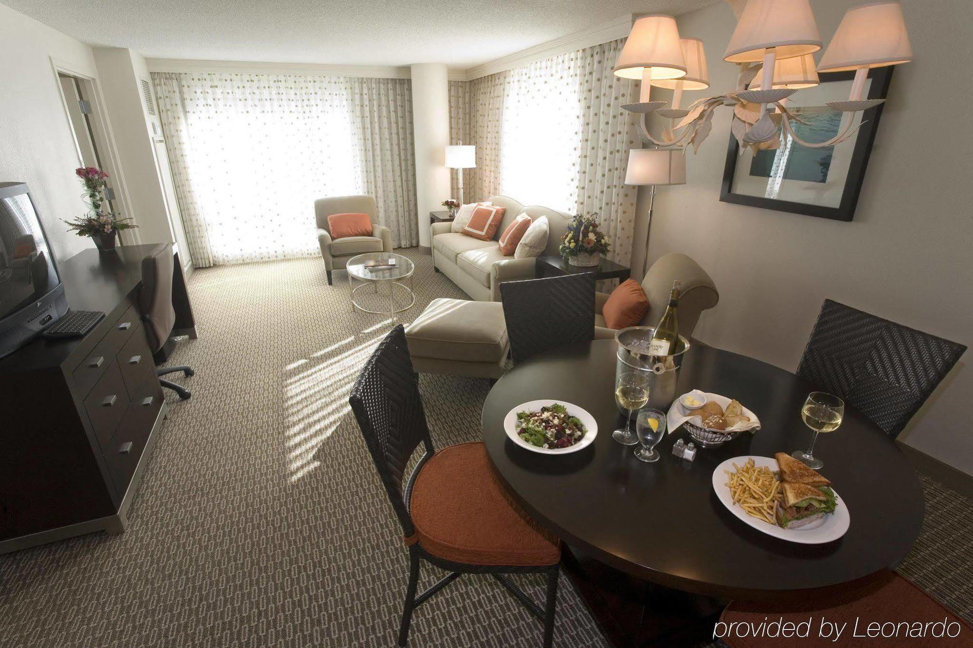 Hotel Doubletree By Hilton Del Mar 3*